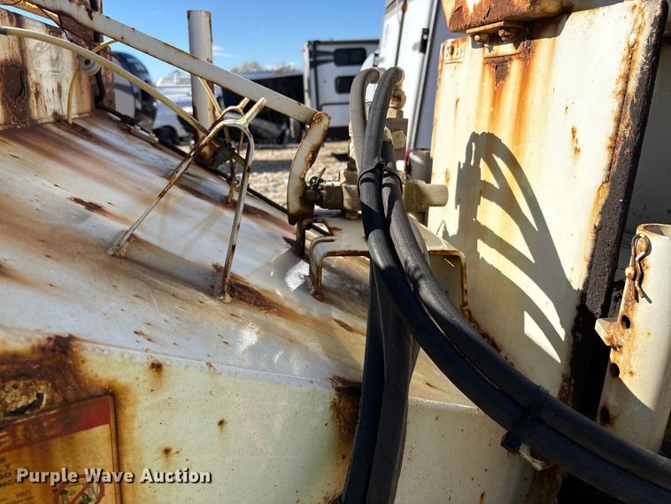 image for item YA1282 2017 Bandit 200UC wood chipper