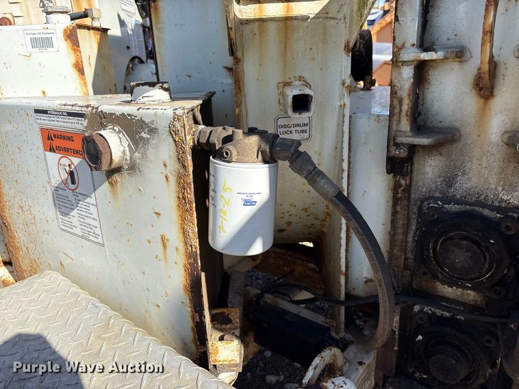 image for item YA1282 2017 Bandit 200UC wood chipper