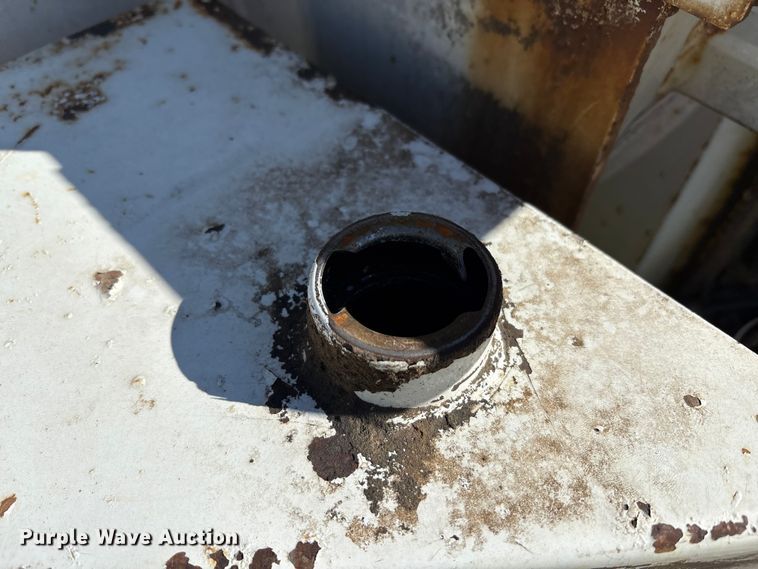 image for item YA1282 2017 Bandit 200UC wood chipper