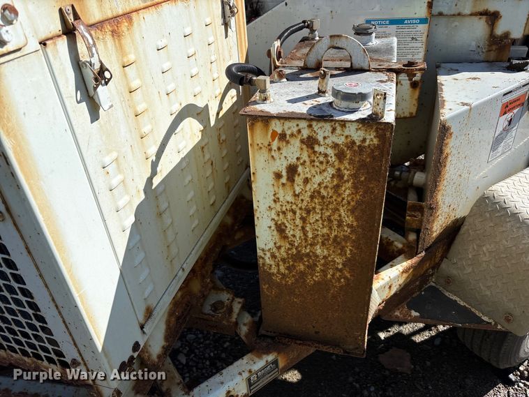 image for item YA1282 2017 Bandit 200UC wood chipper