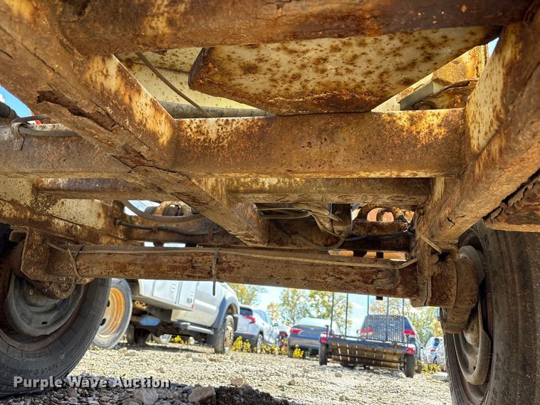 image for item YA1282 2017 Bandit 200UC wood chipper