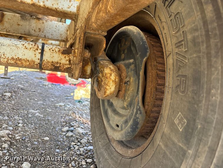 image for item YA1282 2017 Bandit 200UC wood chipper