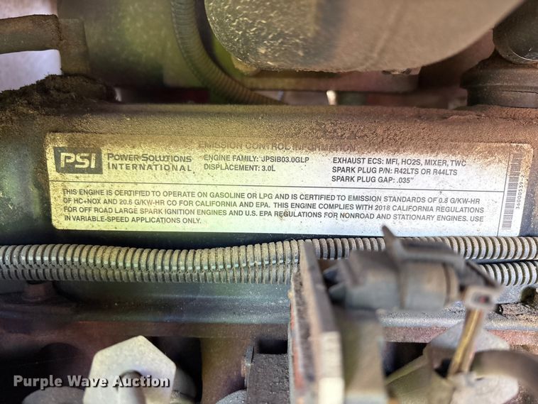 image for item YA1282 2017 Bandit 200UC wood chipper