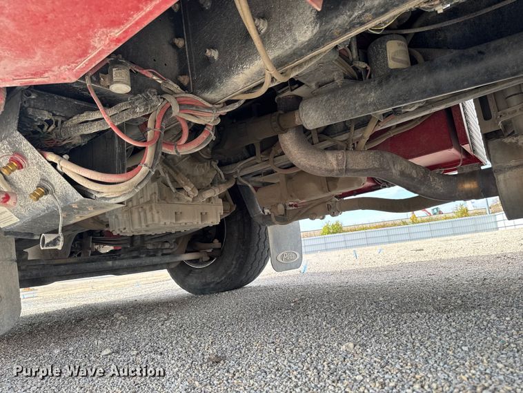 image for item YA1350 2007 Pierce Enforcer pumper fire truck