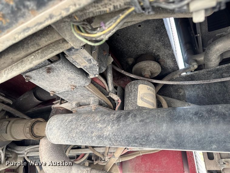 image for item YA1350 2007 Pierce Enforcer pumper fire truck