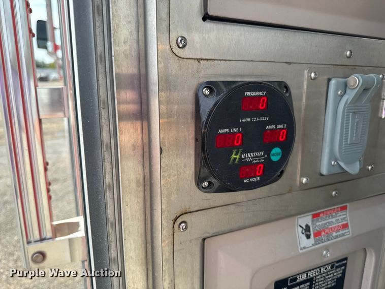 image for item YA1350 2007 Pierce Enforcer pumper fire truck