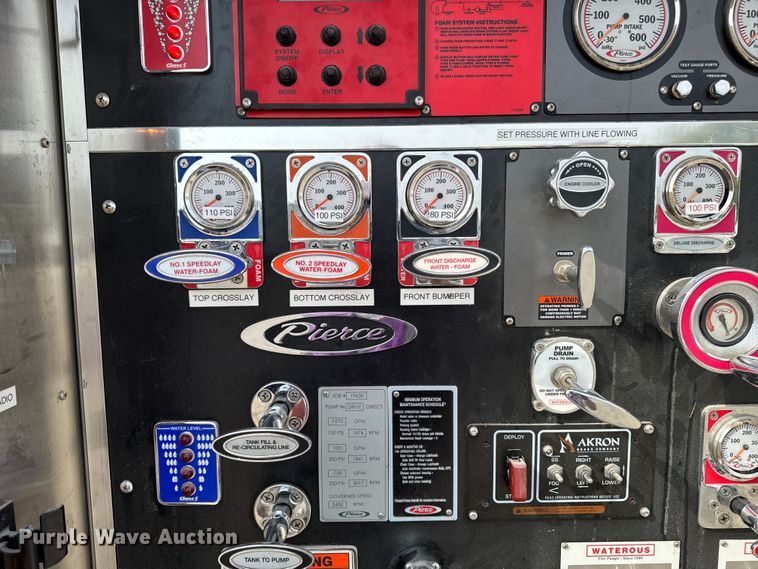 image for item YA1350 2007 Pierce Enforcer pumper fire truck