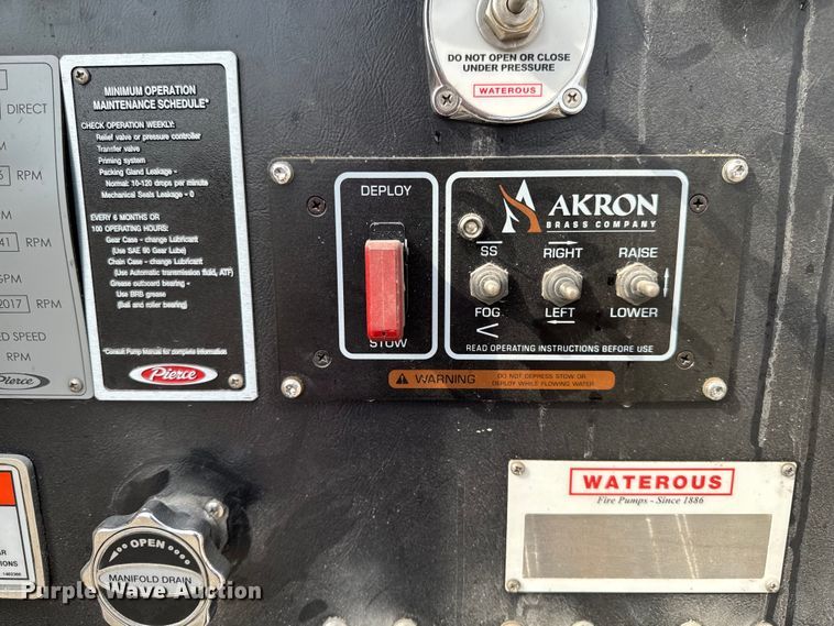 image for item YA1350 2007 Pierce Enforcer pumper fire truck