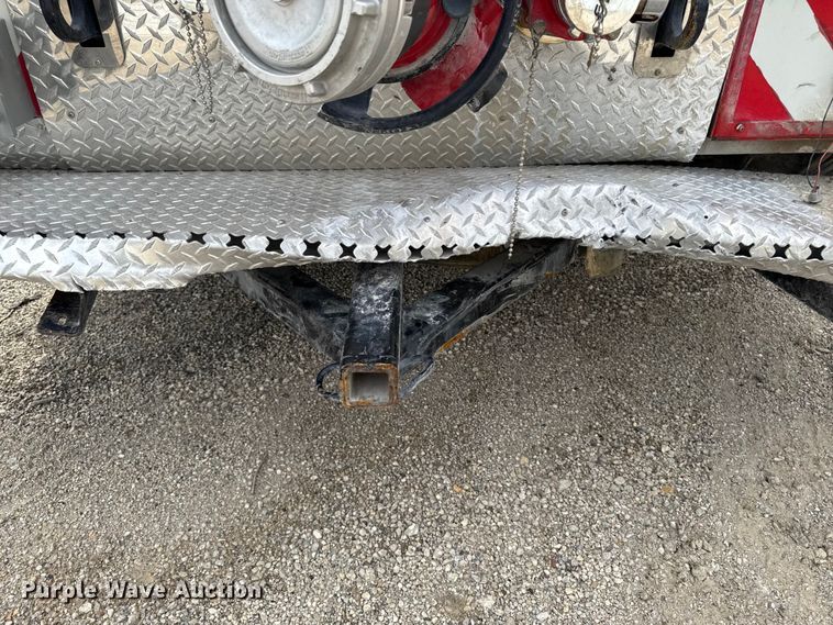 image for item YA1350 2007 Pierce Enforcer pumper fire truck