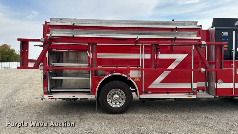 image for item YA1350 2007 Pierce Enforcer pumper fire truck