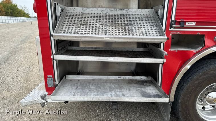 image for item YA1350 2007 Pierce Enforcer pumper fire truck