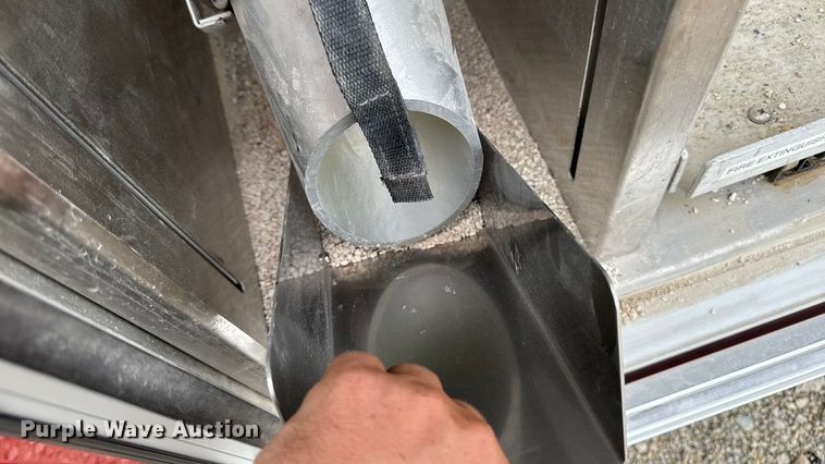 image for item YA1350 2007 Pierce Enforcer pumper fire truck