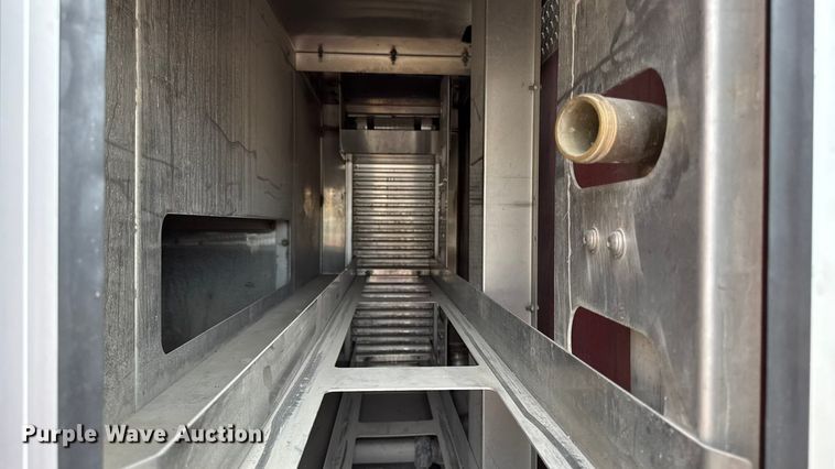 image for item YA1350 2007 Pierce Enforcer pumper fire truck