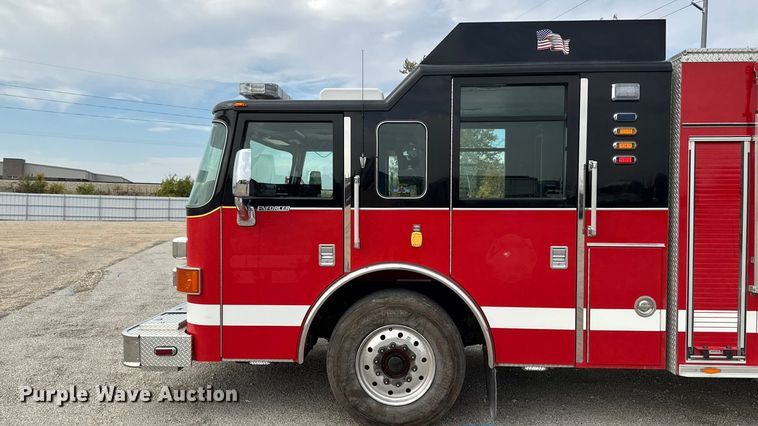 image for item YA1350 2007 Pierce Enforcer pumper fire truck