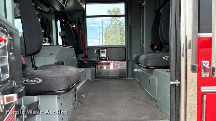 image for item YA1350 2007 Pierce Enforcer pumper fire truck