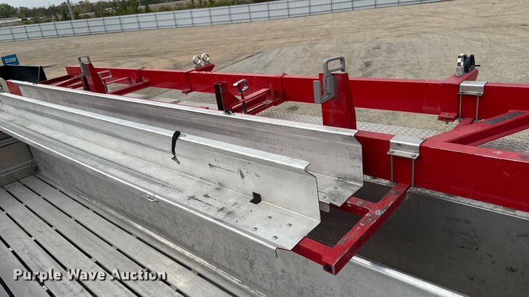 image for item YA1350 2007 Pierce Enforcer pumper fire truck