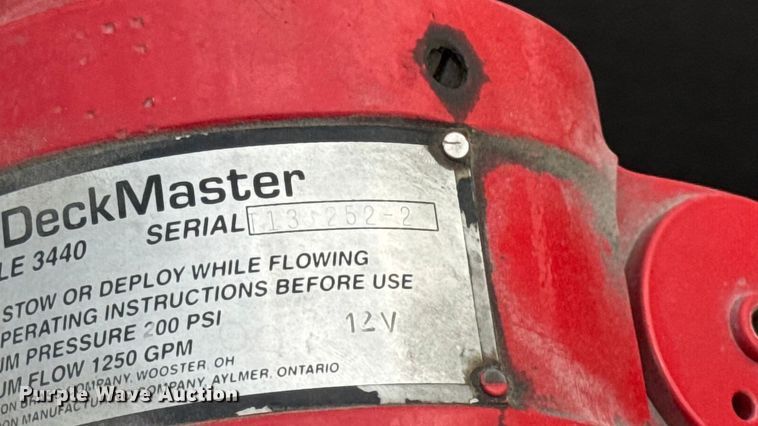 image for item YA1350 2007 Pierce Enforcer pumper fire truck