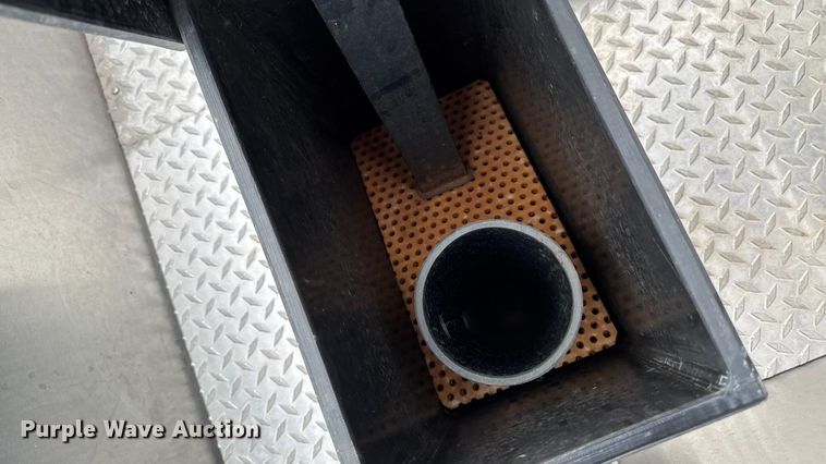 image for item YA1350 2007 Pierce Enforcer pumper fire truck