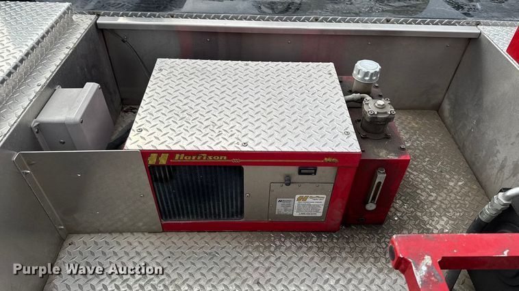 image for item YA1350 2007 Pierce Enforcer pumper fire truck