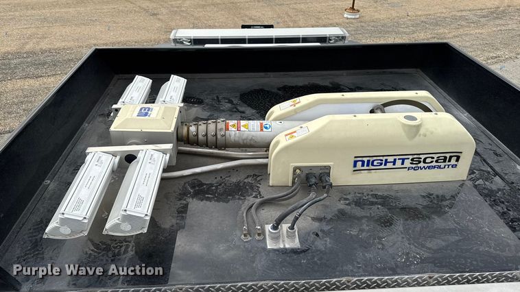 image for item YA1350 2007 Pierce Enforcer pumper fire truck