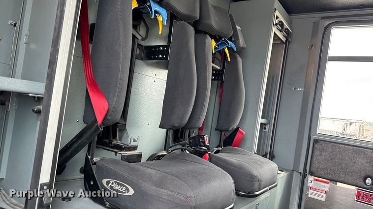 image for item YA1350 2007 Pierce Enforcer pumper fire truck