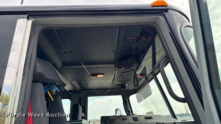 image for item YA1350 2007 Pierce Enforcer pumper fire truck