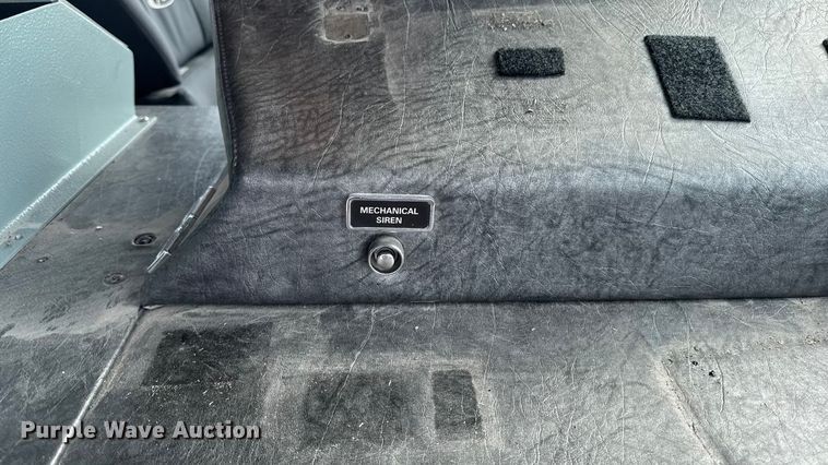 image for item YA1350 2007 Pierce Enforcer pumper fire truck