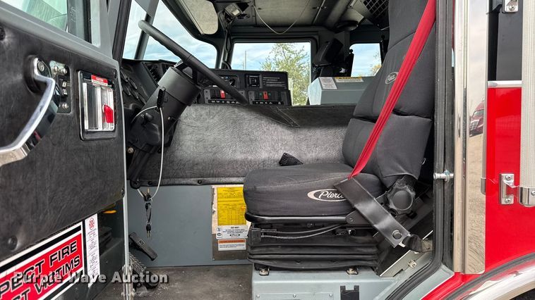 image for item YA1350 2007 Pierce Enforcer pumper fire truck