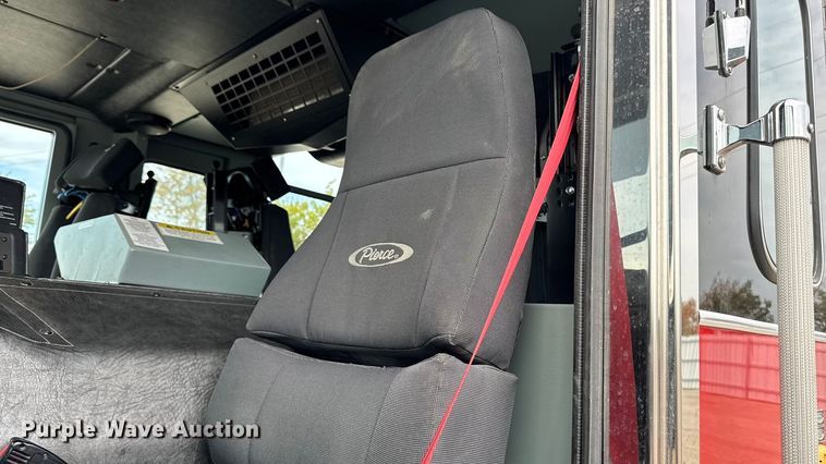 image for item YA1350 2007 Pierce Enforcer pumper fire truck