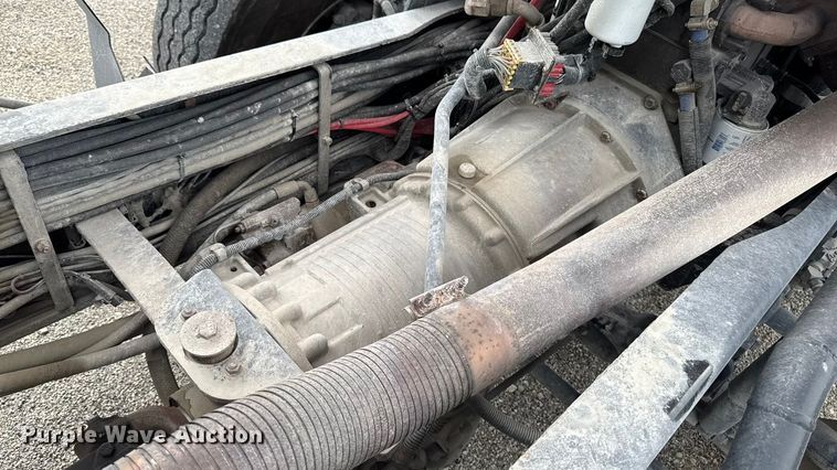 image for item YA1350 2007 Pierce Enforcer pumper fire truck