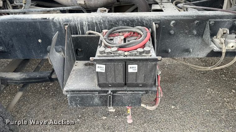 image for item YA1350 2007 Pierce Enforcer pumper fire truck