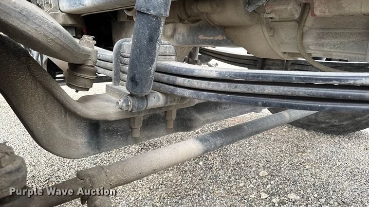 image for item YA1350 2007 Pierce Enforcer pumper fire truck