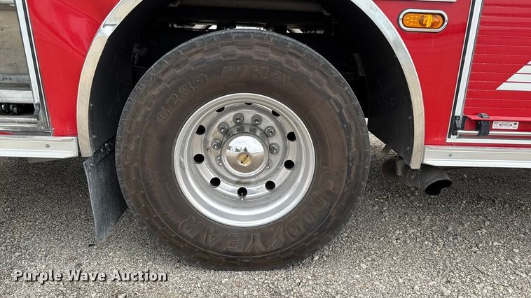 image for item YA1350 2007 Pierce Enforcer pumper fire truck