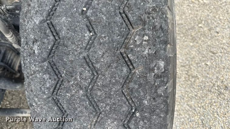 image for item YA1350 2007 Pierce Enforcer pumper fire truck