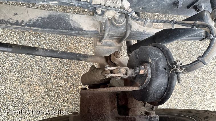 image for item YA1350 2007 Pierce Enforcer pumper fire truck