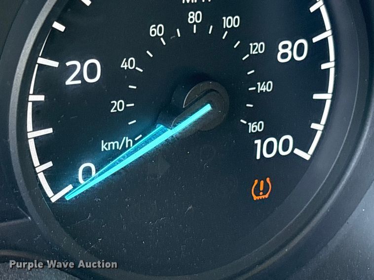 image for item YA1371 2023 Ford F350 Super Duty pickup truck