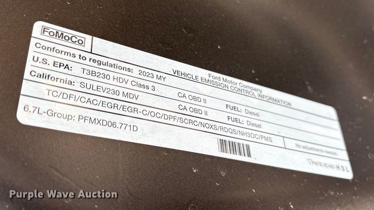 image for item YA1371 2023 Ford F350 Super Duty pickup truck