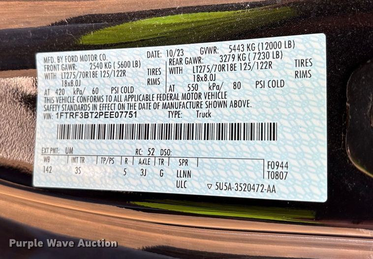 image for item YA1371 2023 Ford F350 Super Duty pickup truck