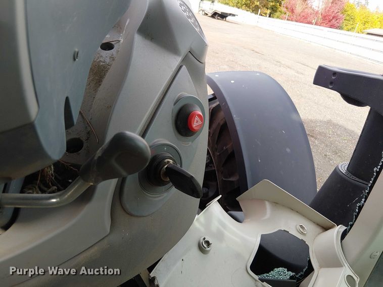 image for item YA1378 2022 McCormick X7.620 MFWD tractor