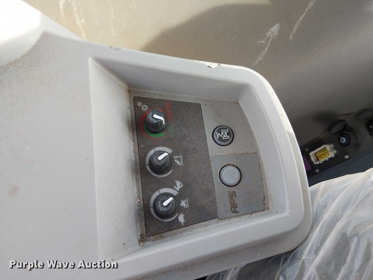 image for item YA1378 2022 McCormick X7.620 MFWD tractor