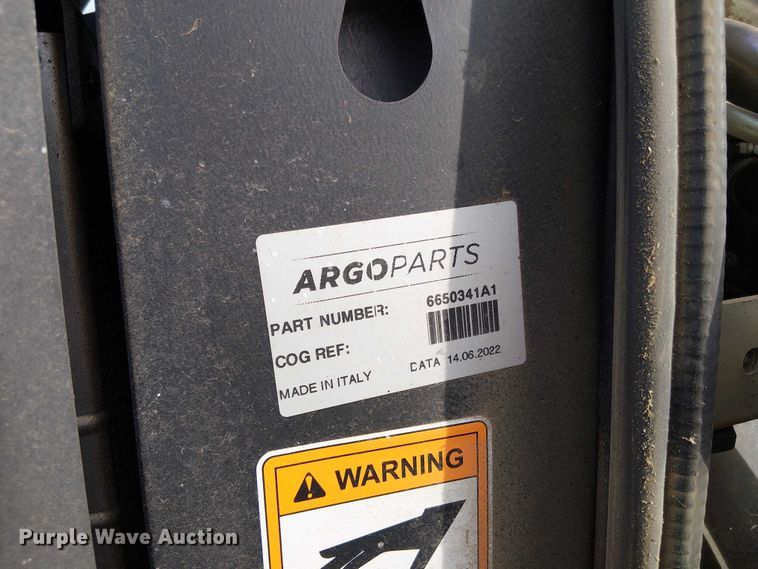 image for item YA1378 2022 McCormick X7.620 MFWD tractor