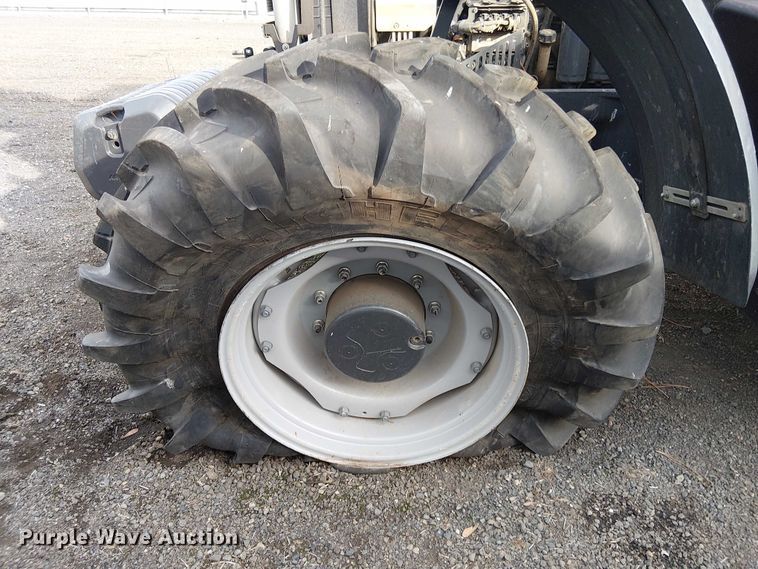 image for item YA1378 2022 McCormick X7.620 MFWD tractor