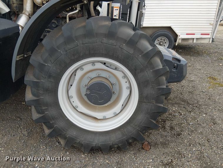 image for item YA1378 2022 McCormick X7.620 MFWD tractor