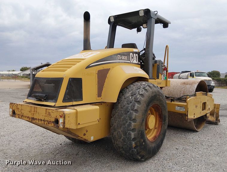 COMPACTADOR 2005 CATERPILLAR CS563E
