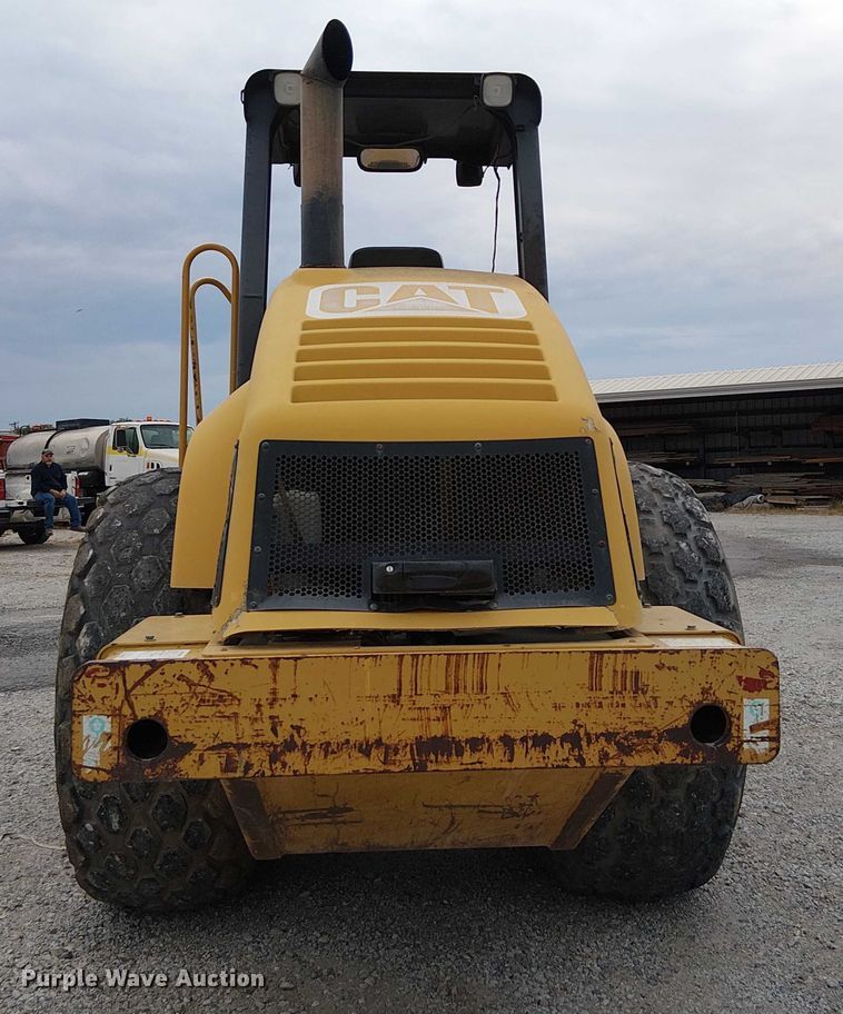 image for item DJ7870 2005 Caterpillar CS-563E single drum vibratory roller