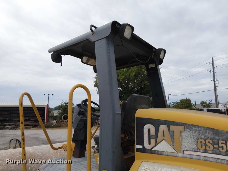 image for item DJ7870 2005 Caterpillar CS-563E single drum vibratory roller