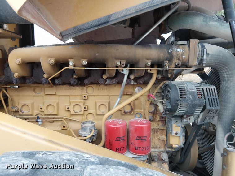 image for item DJ7870 2005 Caterpillar CS-563E single drum vibratory roller