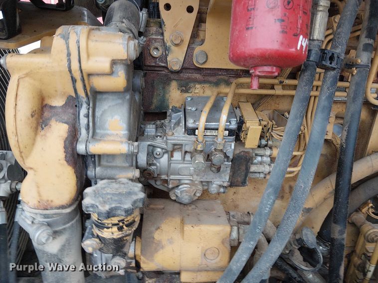 image for item DJ7870 2005 Caterpillar CS-563E single drum vibratory roller