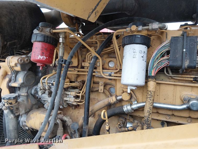 image for item DJ7870 2005 Caterpillar CS-563E single drum vibratory roller