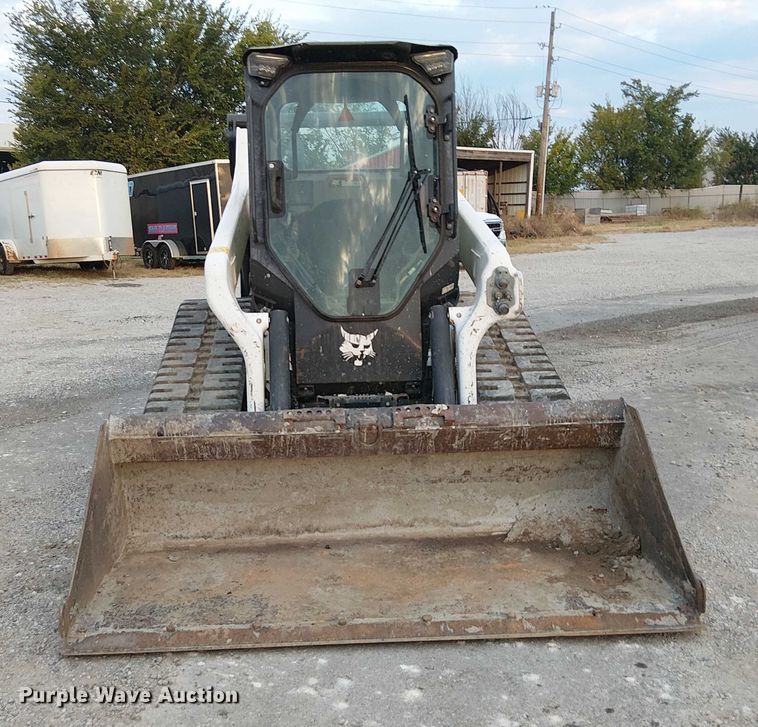 MINI CARGADOR SOBRE ORUGAS 2021 BOBCAT T76